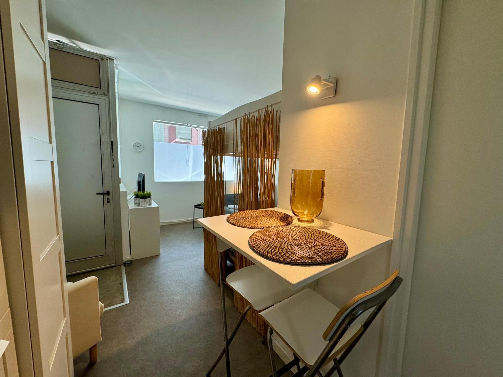 Suite Noya Villeurbanne Bagian luar foto