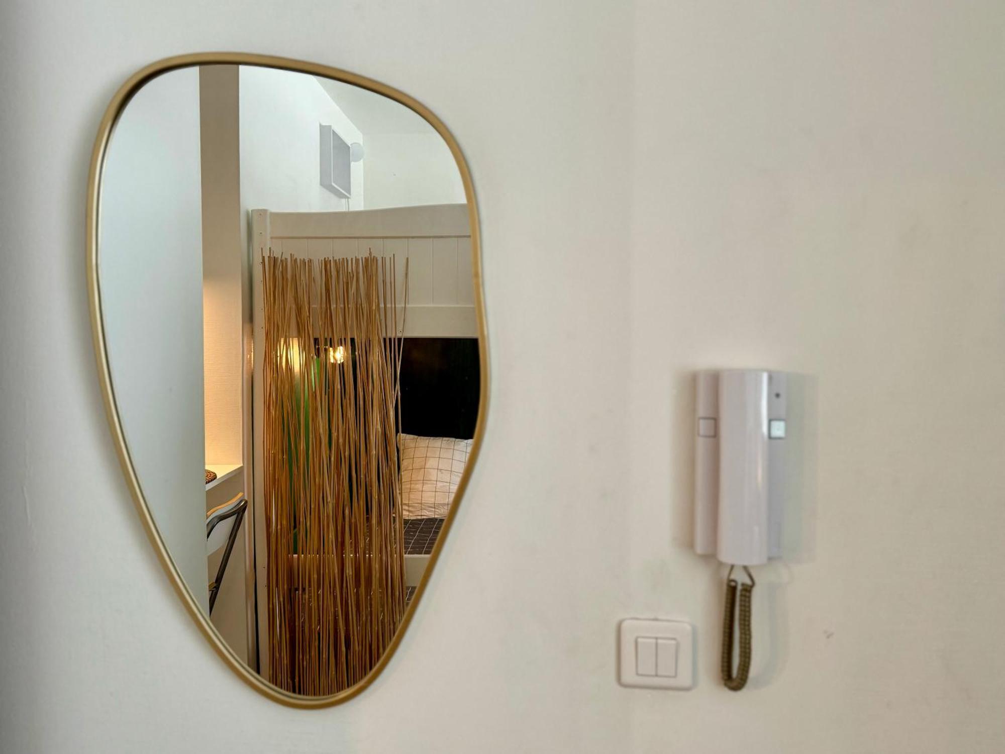 Suite Noya Villeurbanne Bagian luar foto