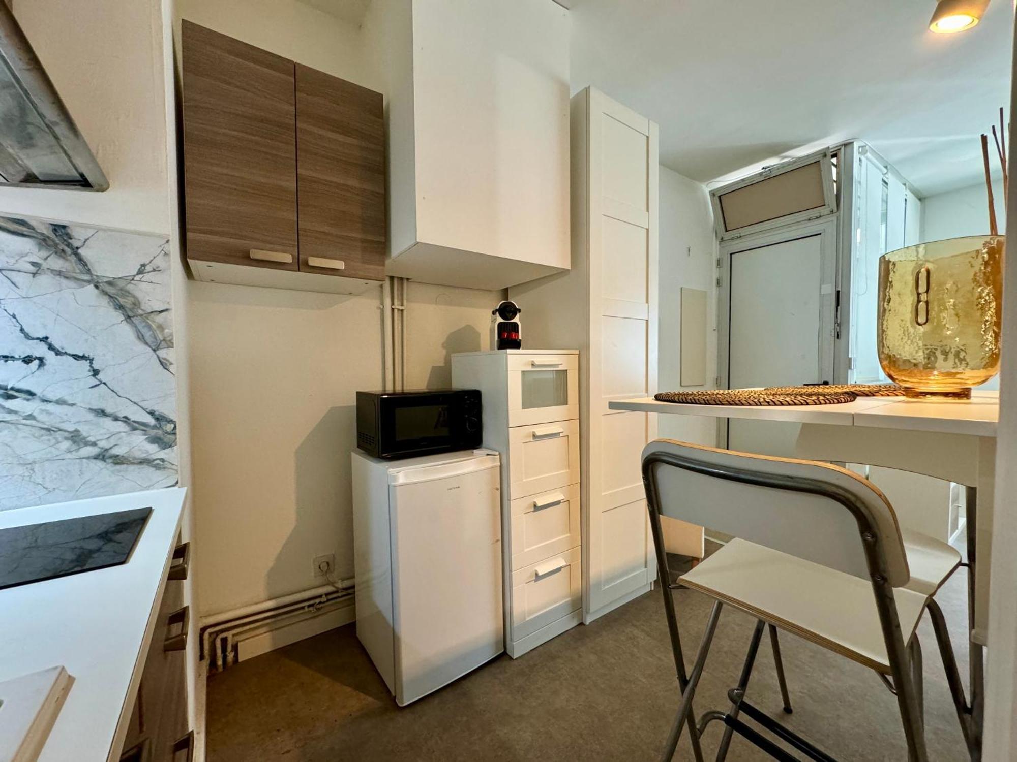 Suite Noya Villeurbanne Bagian luar foto